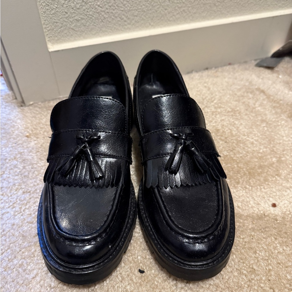 Steve Madden Black Leather Loafers with Tassels